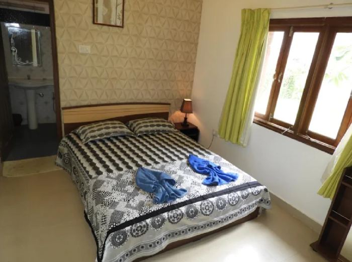 1 x Standard Room